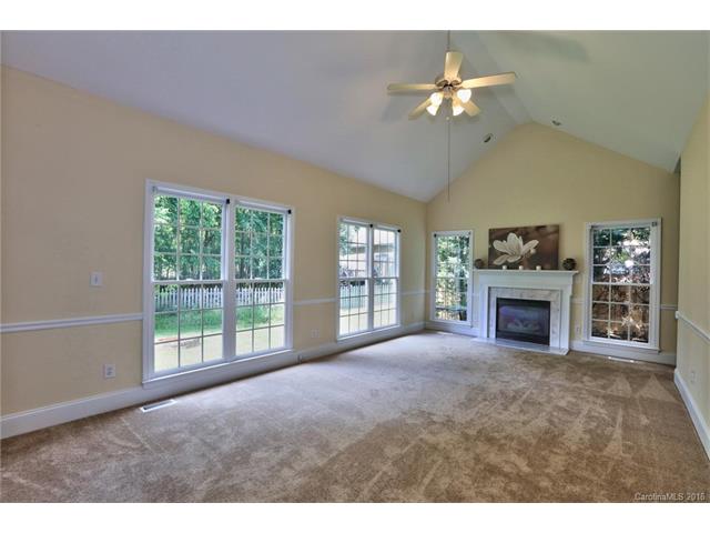 8216 Forest Shadow Cir, Cornelius, NC 28031 photo 14