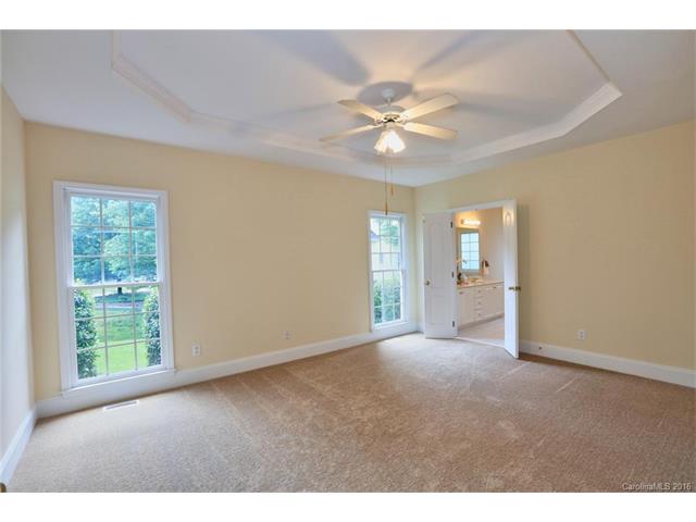 8216 Forest Shadow Cir, Cornelius, NC 28031 photo 7