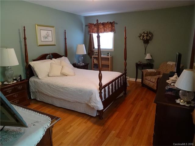 8516 Castlekeep Rd, Charlotte, NC 28226 photo 13