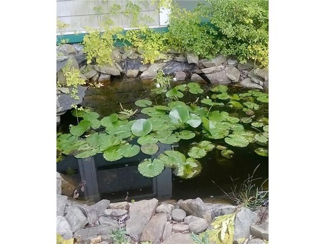 302 E 1st St, Lowell, NC 28098 photo 3