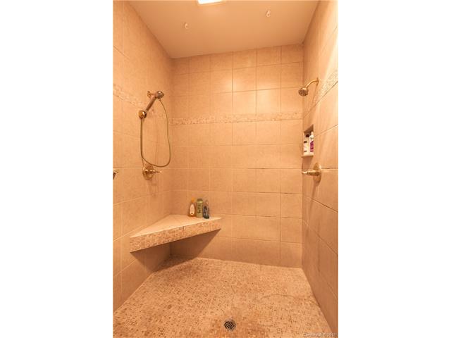 8812 Harbor Cir, Terrell, NC 28682 photo 17