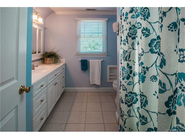 8812 Harbor Cir, Terrell, NC 28682 photo 20