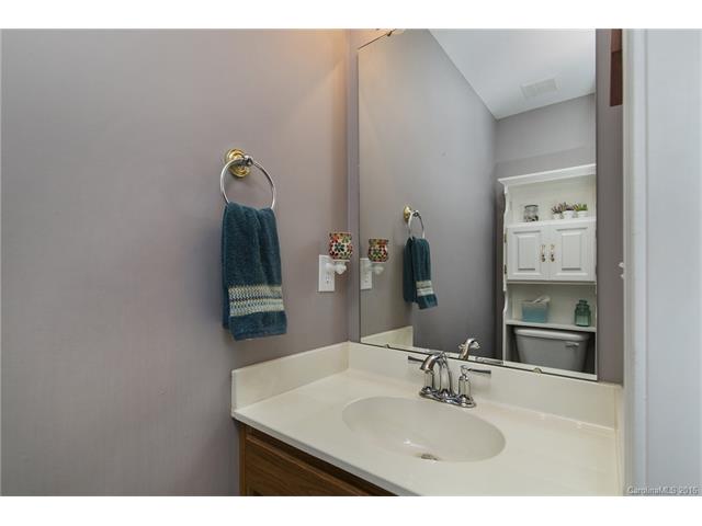 7215 Windy Pine Cir, Denver, NC 28037 photo 9