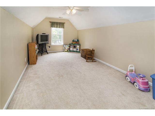7215 Windy Pine Cir, Denver, NC 28037 photo 15