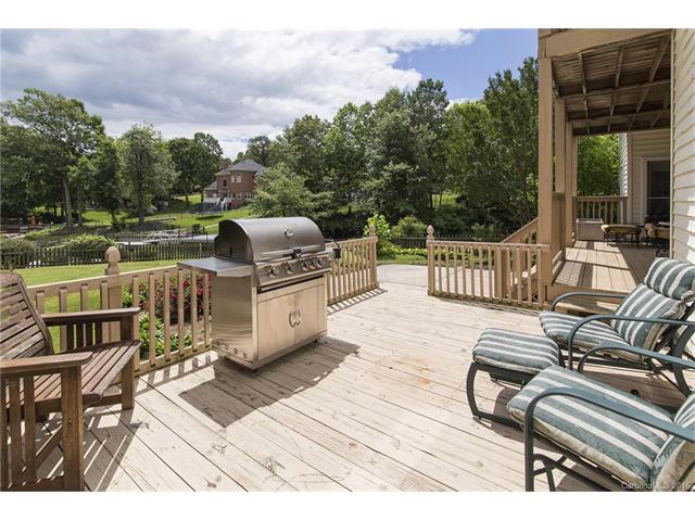 2482 Cherry Ln, Denver, NC 28037 photo 5