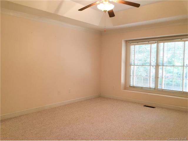 21422 Pinecrest Pl, Cornelius, NC 28031 photo 9