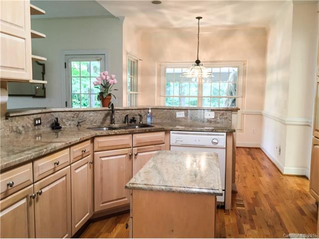 21422 Pinecrest Pl, Cornelius, NC 28031 photo 3