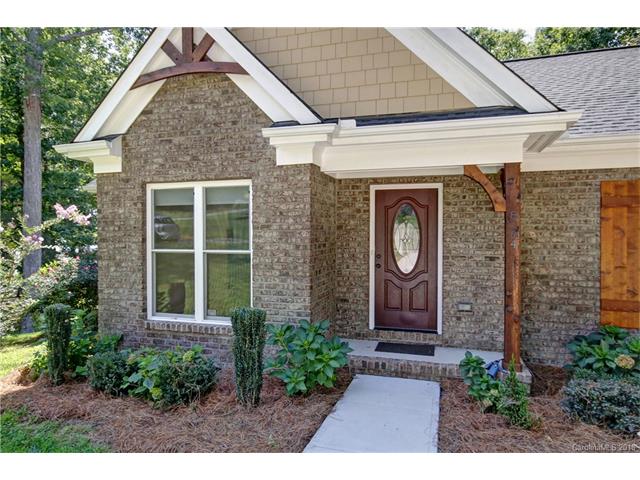 8764 Peninsula Dr, Terrell, NC 28682 photo 2