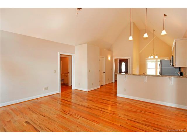 8764 Peninsula Dr, Terrell, NC 28682 photo 6