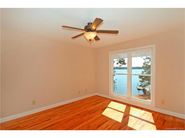 8764 Peninsula Dr, Terrell, NC 28682 photo 10