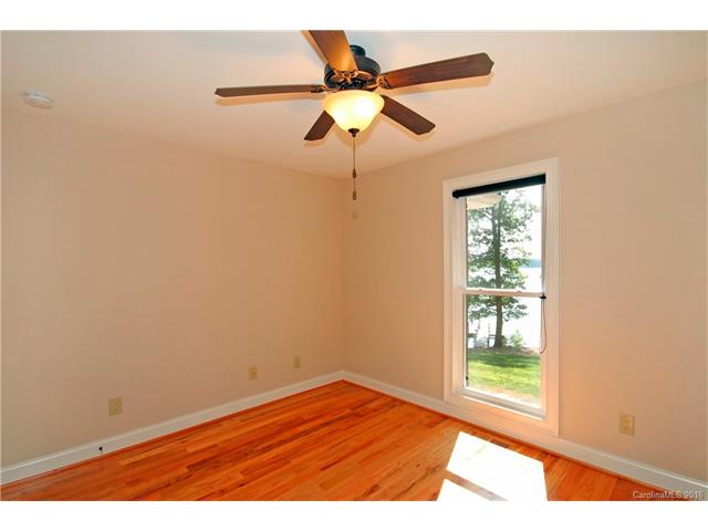 8764 Peninsula Dr, Terrell, NC 28682 photo 13