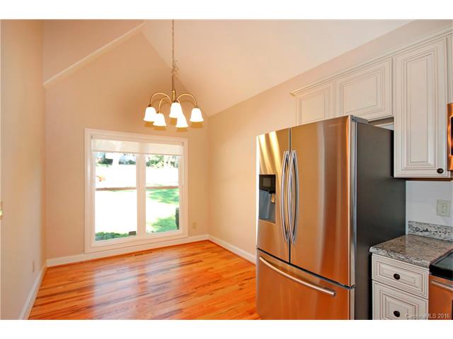 8764 Peninsula Dr, Terrell, NC 28682 photo 9