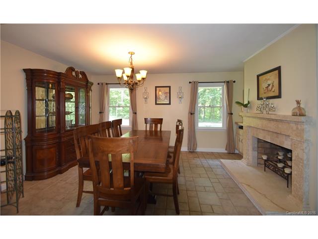2661 Farmstead Ln, Fort Mill, SC 29708 photo 9