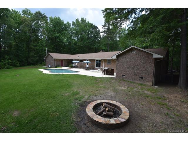2661 Farmstead Ln, Fort Mill, SC 29708 photo 3