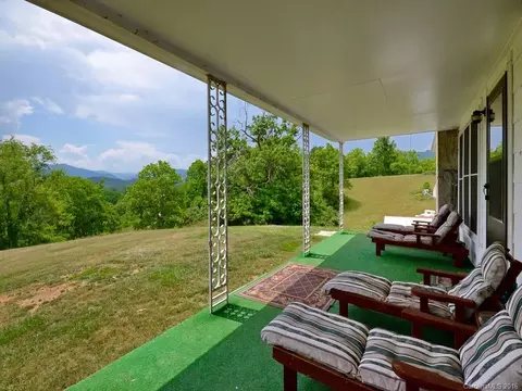 95 Dandelion Dr, Clyde, NC 28721 photo 3