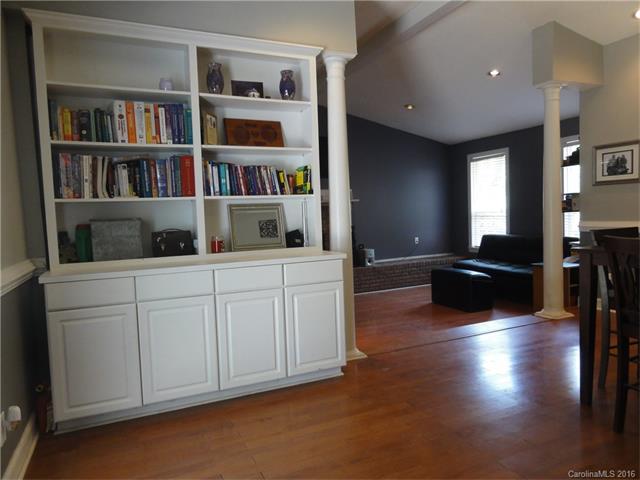 285 Frontier Rd, Clover, SC 29710 photo 4