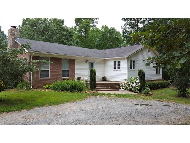 285 Frontier Rd, Clover, SC 29710 photo 1