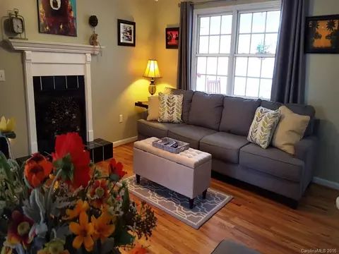 304 Main St, Fairview, NC 28730 photo 3