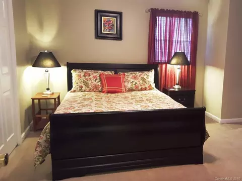 304 Main St, Fairview, NC 28730 photo 17