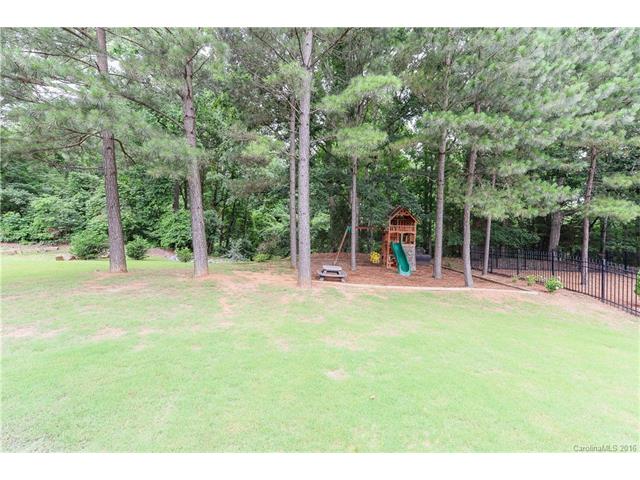 555 Quicksilver Trl, Fort Mill, SC 29708 photo 4