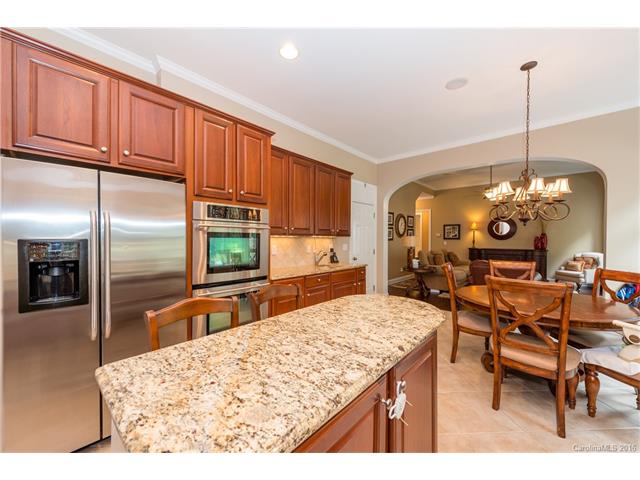 555 Quicksilver Trl, Fort Mill, SC 29708 photo 8