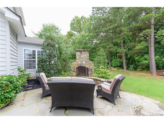 555 Quicksilver Trl, Fort Mill, SC 29708 photo 1