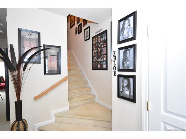 9164 Glenashley Dr, Cornelius, NC 28031 photo 3
