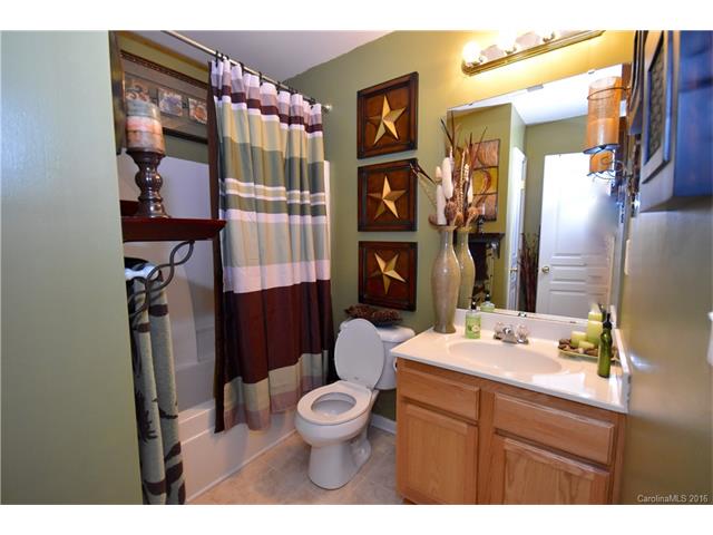9164 Glenashley Dr, Cornelius, NC 28031 photo 17