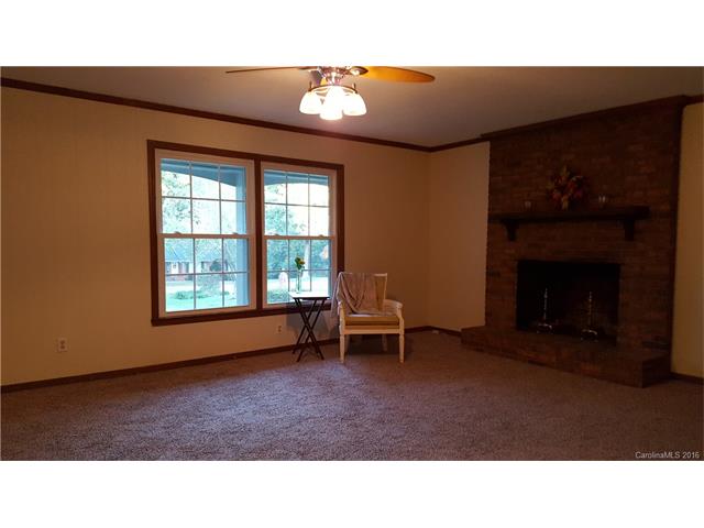 2484 Boyd Ave, Lincolnton, NC 28092 photo 5