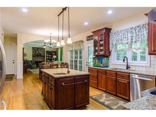 185 Anniston Way, Davidson, NC 28036 photo 9