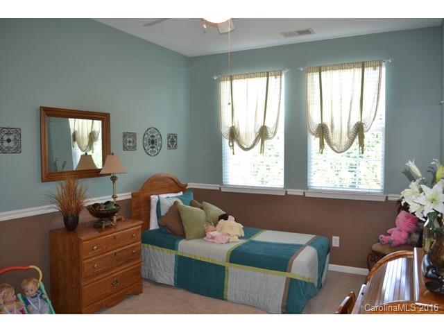 646 E Cheval Dr, Fort Mill, SC 29708 photo 12