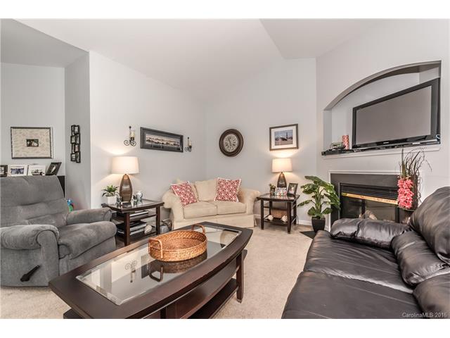 19124 Long Pond Ln, Cornelius, NC 28031 photo 7