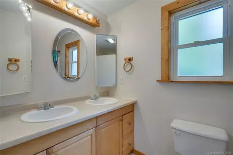 624 Fox Tower Rd, Brevard, NC 28712 photo 11