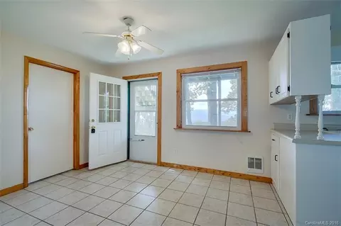 624 Fox Tower Rd, Brevard, NC 28712 photo 9