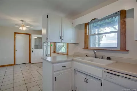 624 Fox Tower Rd, Brevard, NC 28712 photo 6