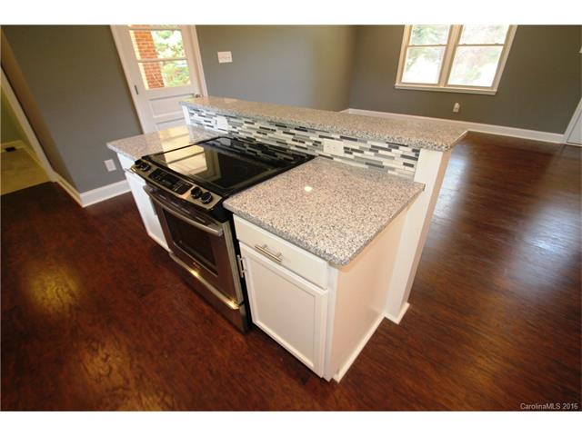 370 E Chamblee Dr, Salisbury, NC 28147 photo 6