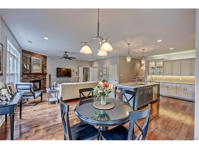 21606 Rio Oro Dr, Cornelius, NC 28031 photo 6