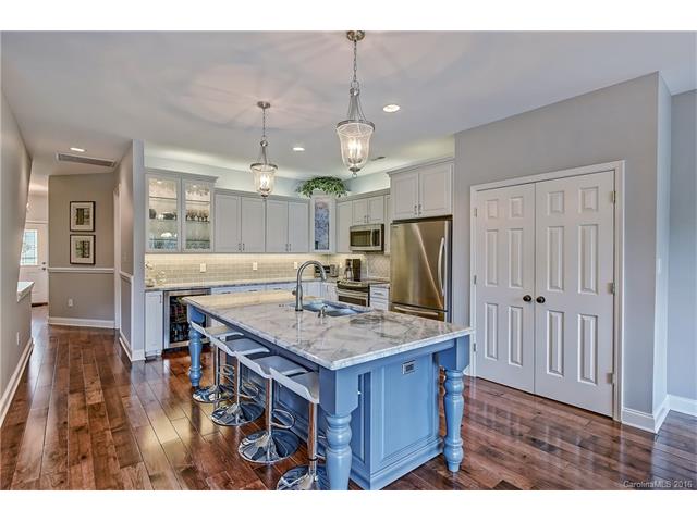 21606 Rio Oro Dr, Cornelius, NC 28031 photo 4