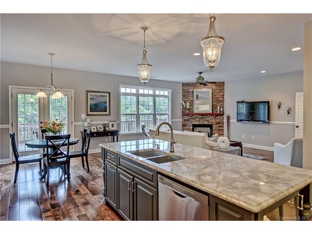21606 Rio Oro Dr, Cornelius, NC 28031 photo 3