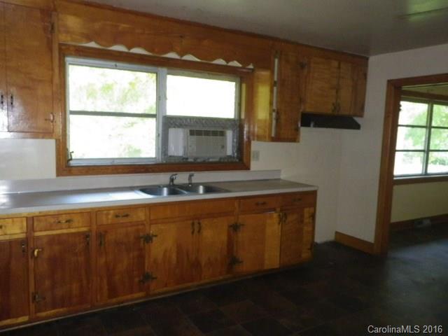 501 9th St, Spencer, NC 28159 photo 4