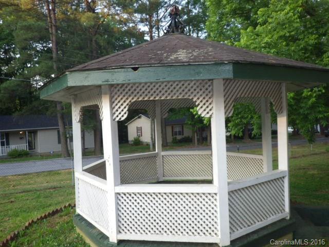 501 9th St, Spencer, NC 28159 photo 3