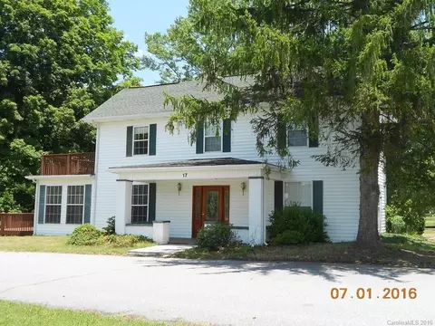 17 Mulberry St, Clyde, NC 28721 photo 1