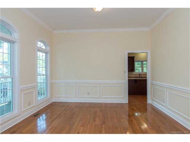 535 Spring St, Davidson, NC 28036 photo 3