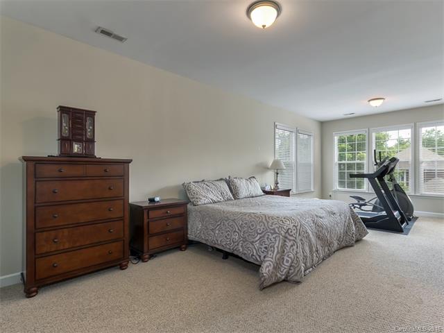 19335 Windjammer Cir, Cornelius, NC 28031 photo 13