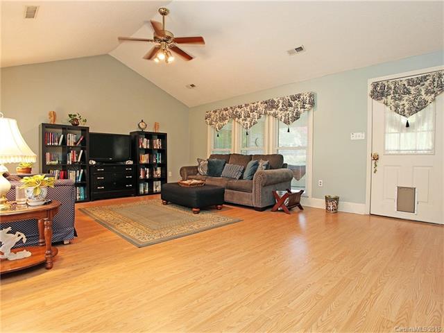 2812 Farmstead Ln, Fort Mill, SC 29708 photo 14