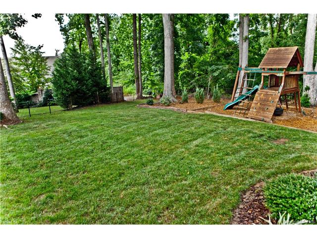 20315 Val Cir, Cornelius, NC 28031 photo 4