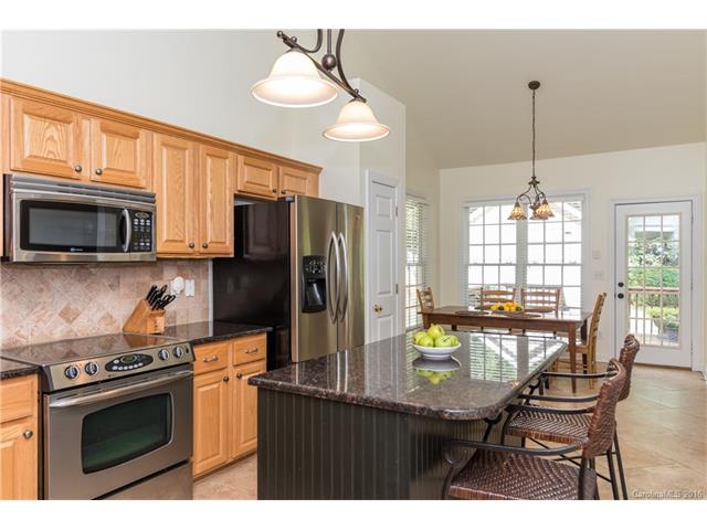 107 Lingle Dr, Davidson, NC 28036 photo 7