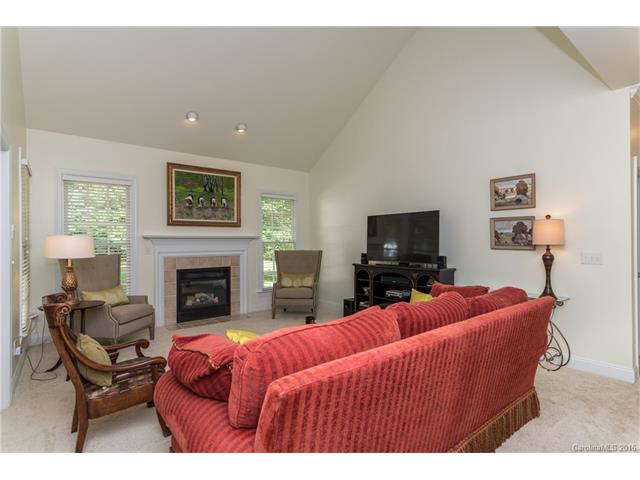 107 Lingle Dr, Davidson, NC 28036 photo 5