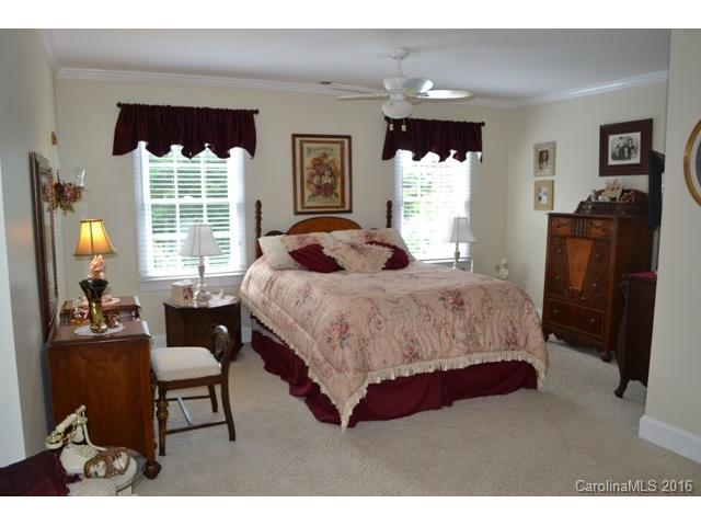 16015 Virginia Lee Ct, Fort Mill, SC 29708 photo 12