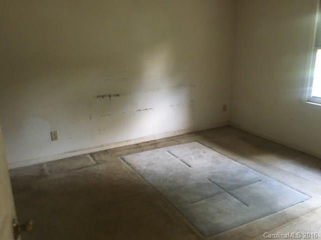 2017 Willow Ridge St, Conover, NC 28613 photo 8